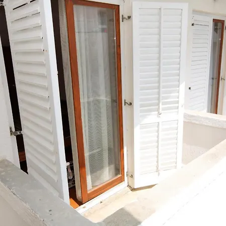 With A Parking Space Kampor, Rab - 5032 Apartment
