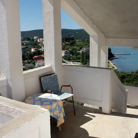 Apartment With A Parking Space Kampor, Rab - 5032 Kampor