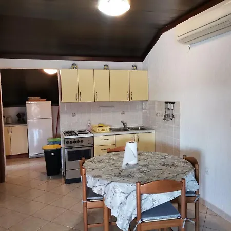 With A Parking Space Kampor, Rab - 5032 Apartment