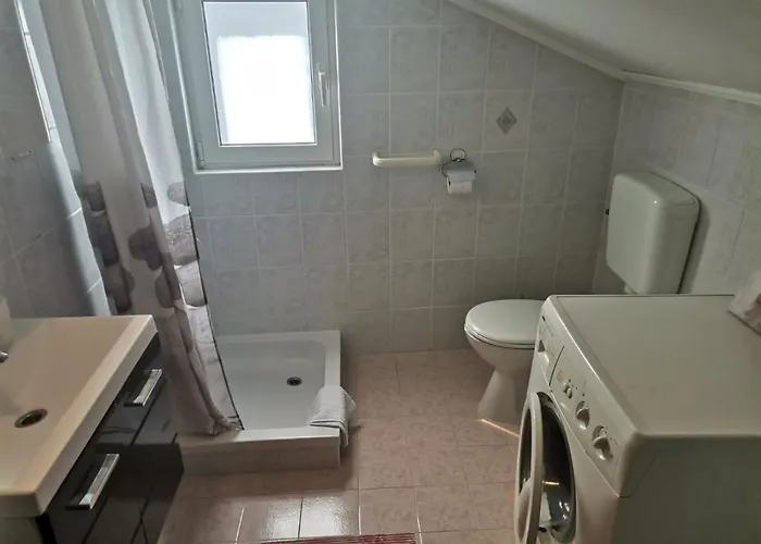 Lägenhet With Parking Space Kampor, Rab - 5032 *