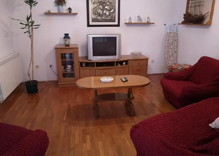 With Parking Space Kampor, Rab - 5032 Lägenhet Kampor