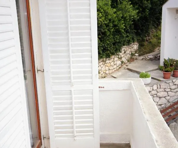 Apartment With Parking Space Kampor, Rab - 5032