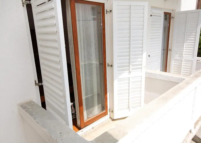 With Parking Space Kampor, Rab - 5032 Apartment