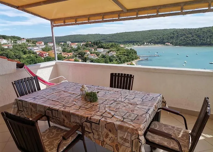 Lägenhet With Parking Space Kampor, Rab - 5032